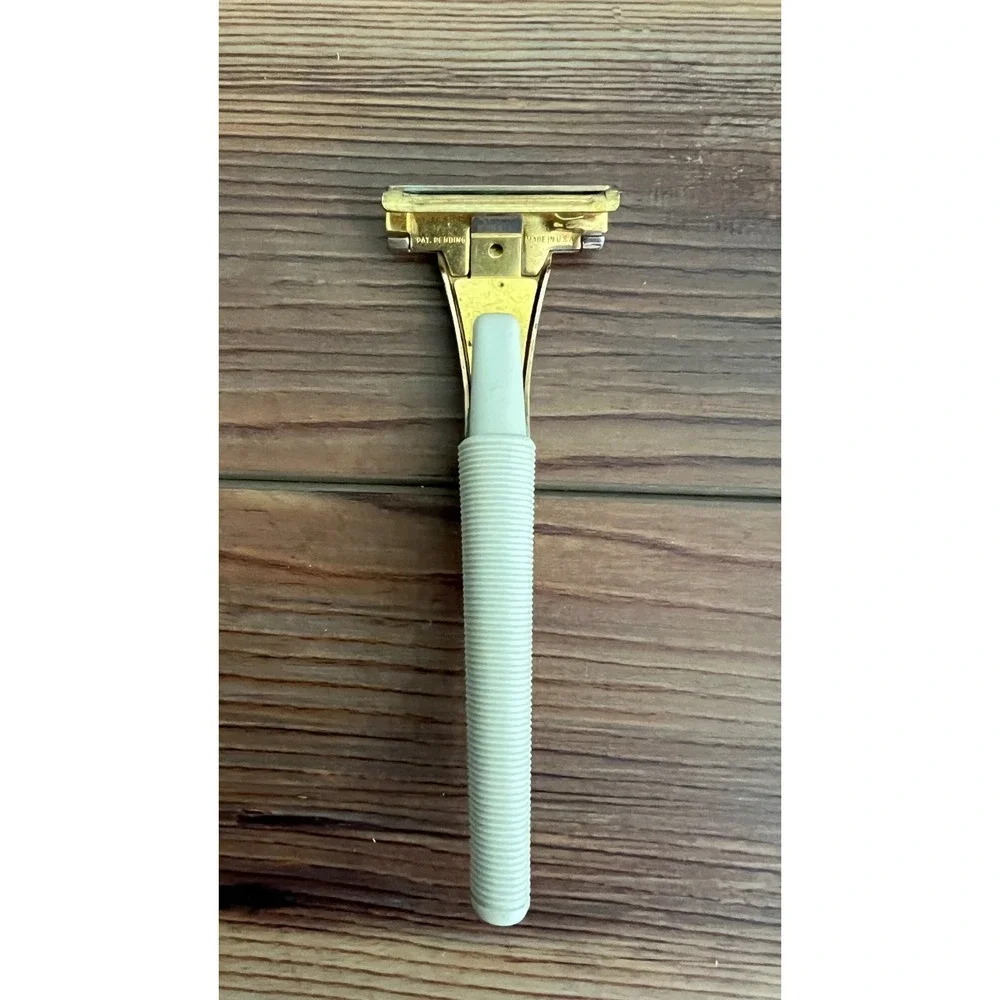 Vintage Schick Eversharp Injector Razor Type J Crown Cream Gold Made in USA